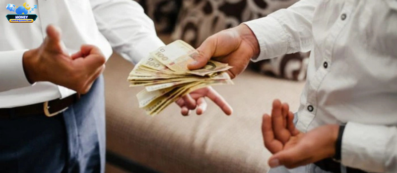 Mơ thấy cho tiền người lạ nên làm gì? 