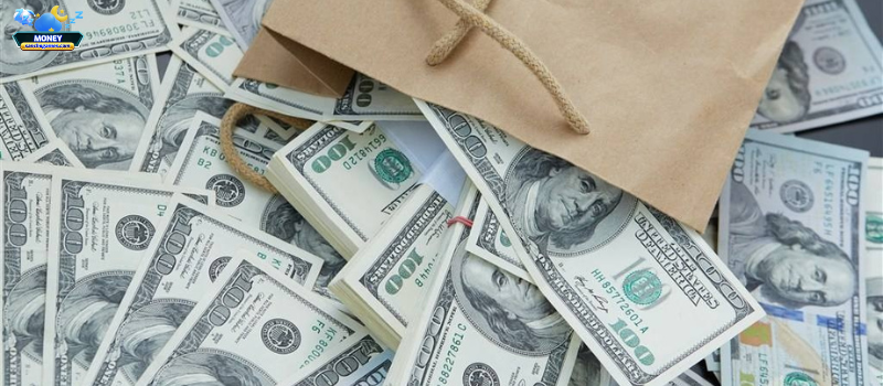 Các Yếu Tố Ảnh Hưởng Đến Ý Nghĩa Giấc Mơ Thấy Tiền Báo Hiệu Sắp Phát Tài